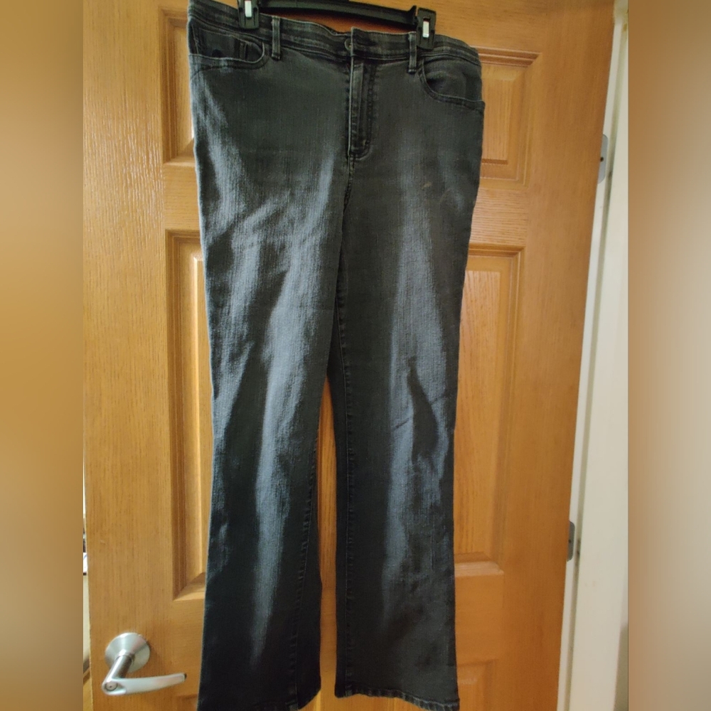 Black Gloria Vanderbilt Women's Jeans Size 12